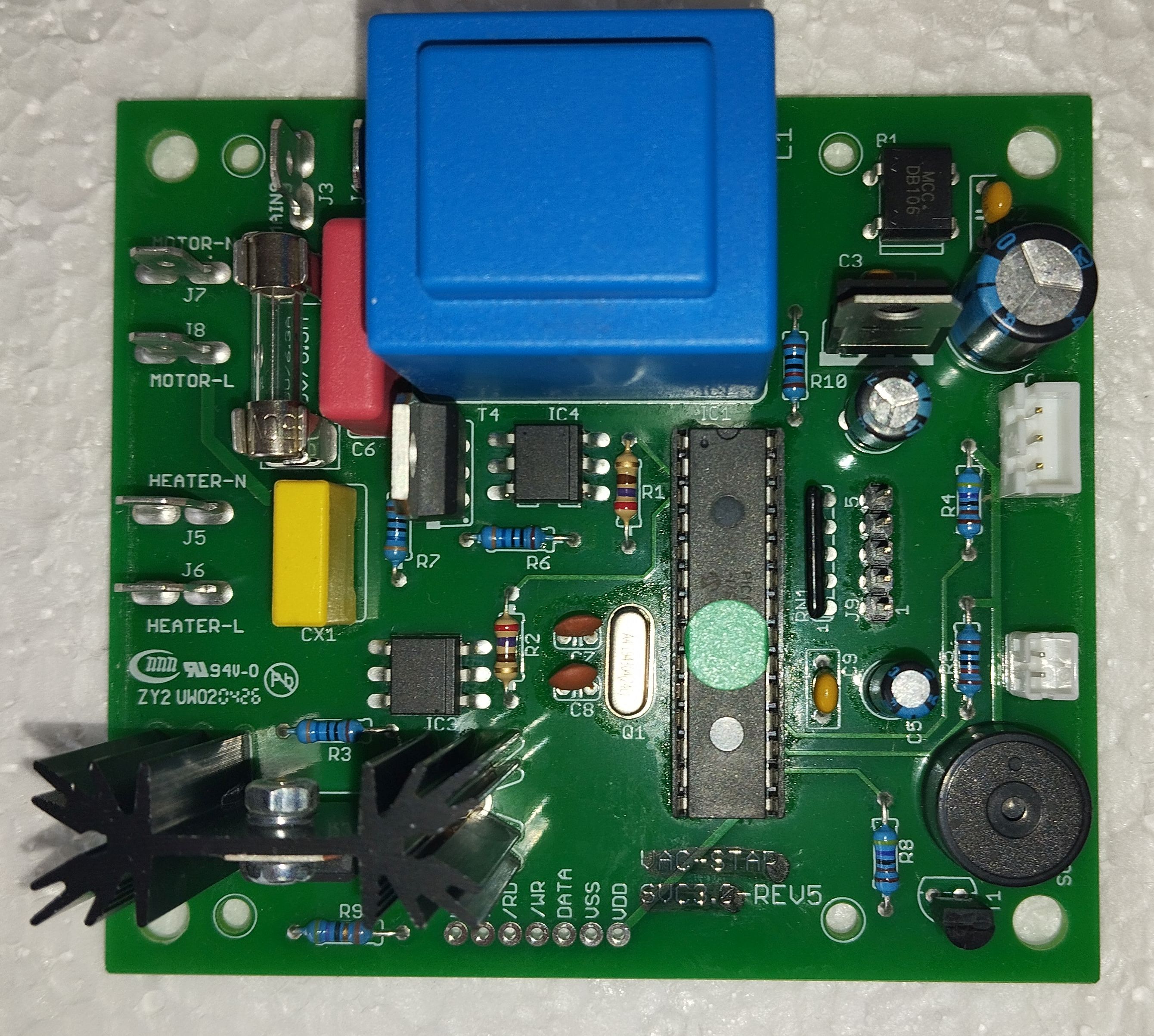 Osazená řídicí elektronická deska